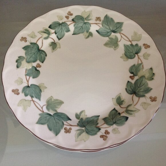 Set of 4 Nikko Greenwood China Dinner Plates - Picture 2 of 3